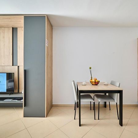 Supreme Studio Apartment Bijoux أوماغ المظهر الخارجي الصورة