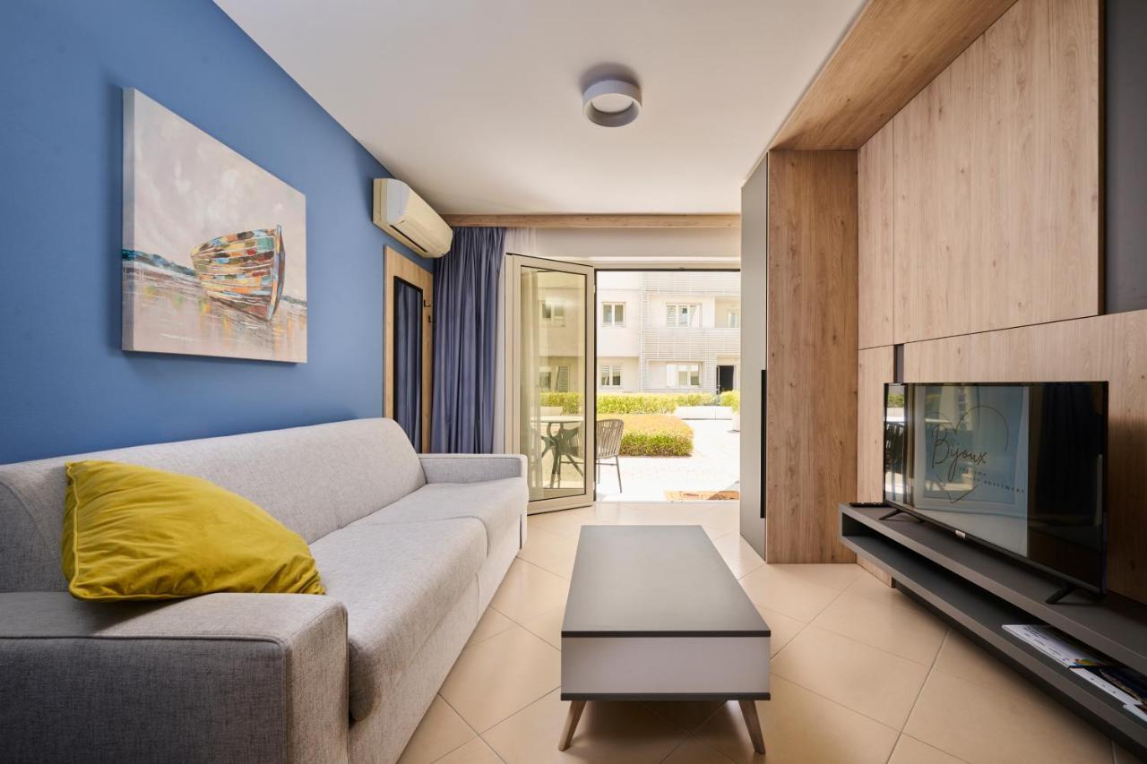 Supreme Studio Apartment Bijoux أوماغ المظهر الخارجي الصورة